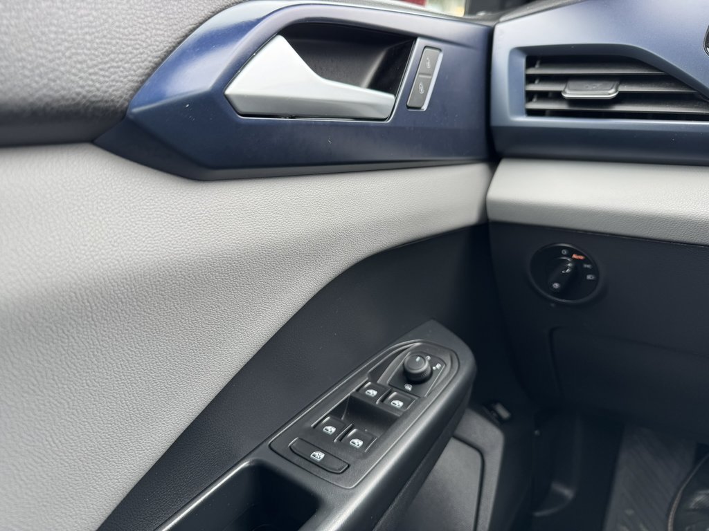 2022 Volkswagen Taos Comfortline 4MOTION in Saint-Georges, Quebec - 18 - w1024h768px