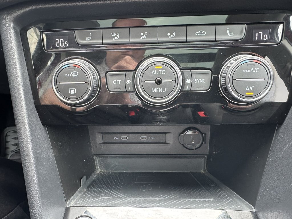 2022 Volkswagen Taos Comfortline 4MOTION in Saint-Georges, Quebec - 14 - w1024h768px