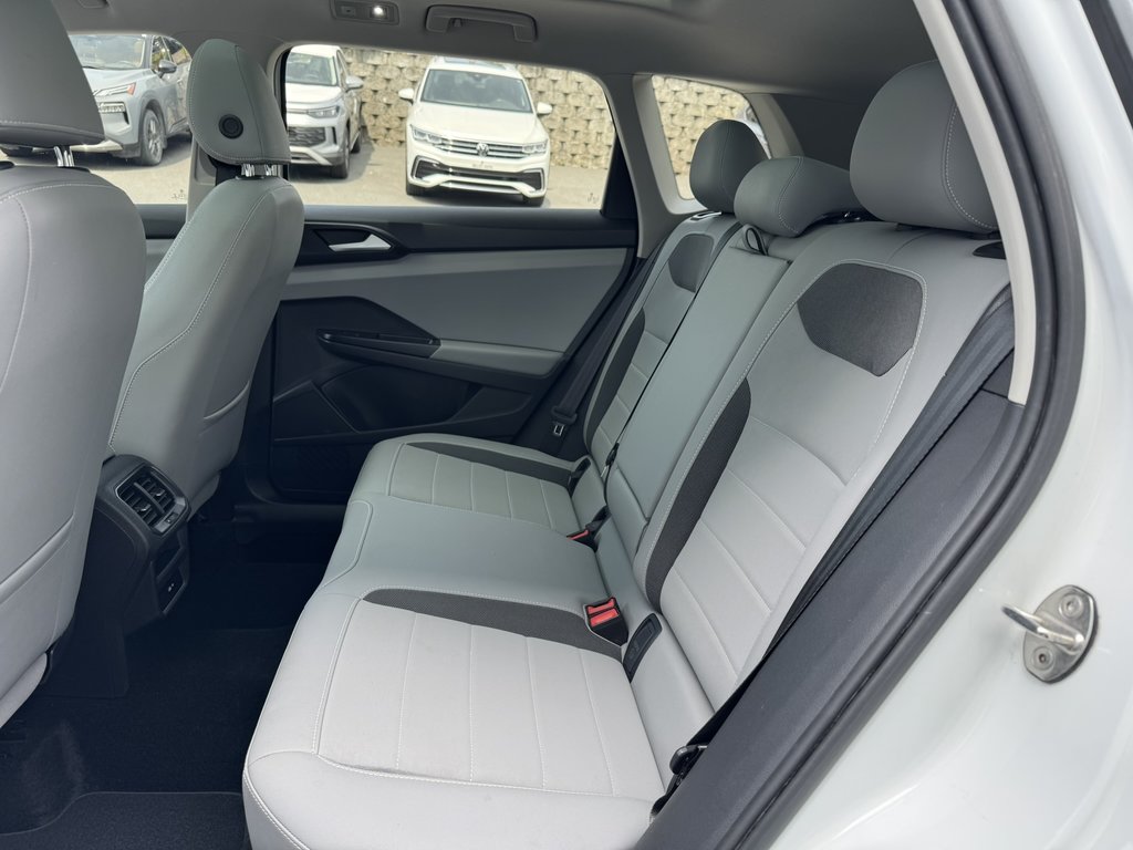 Volkswagen Taos Comfortline 4MOTION 2022 à Saint-Georges, Québec - 9 - w1024h768px