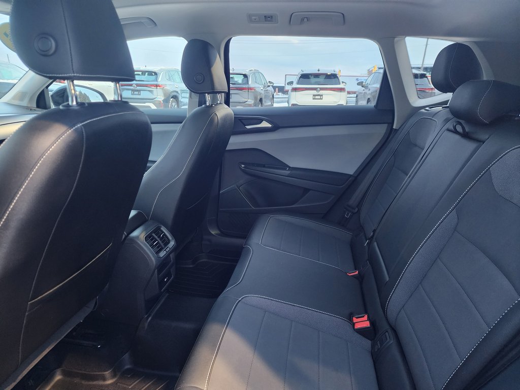 Volkswagen Taos Comfortline 4MOTION 2022 à Saint-Georges, Québec - 8 - w1024h768px