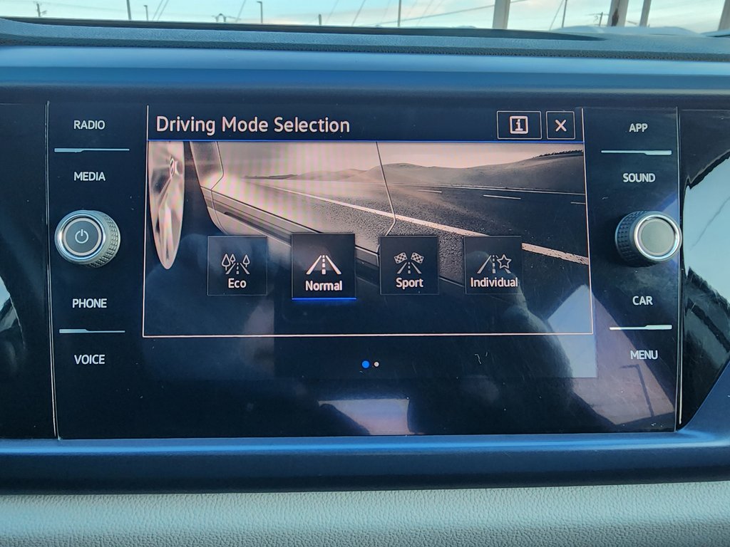 Volkswagen Taos Comfortline 4MOTION 2022 à Saint-Georges, Québec - 13 - w1024h768px