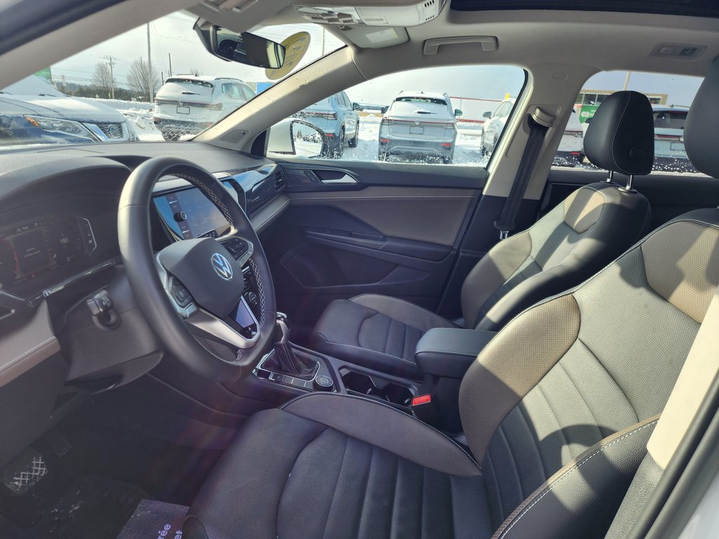 Volkswagen Taos Highline 4MOTION 2022 à Saint-Georges, Québec - 9 - w1024h768px