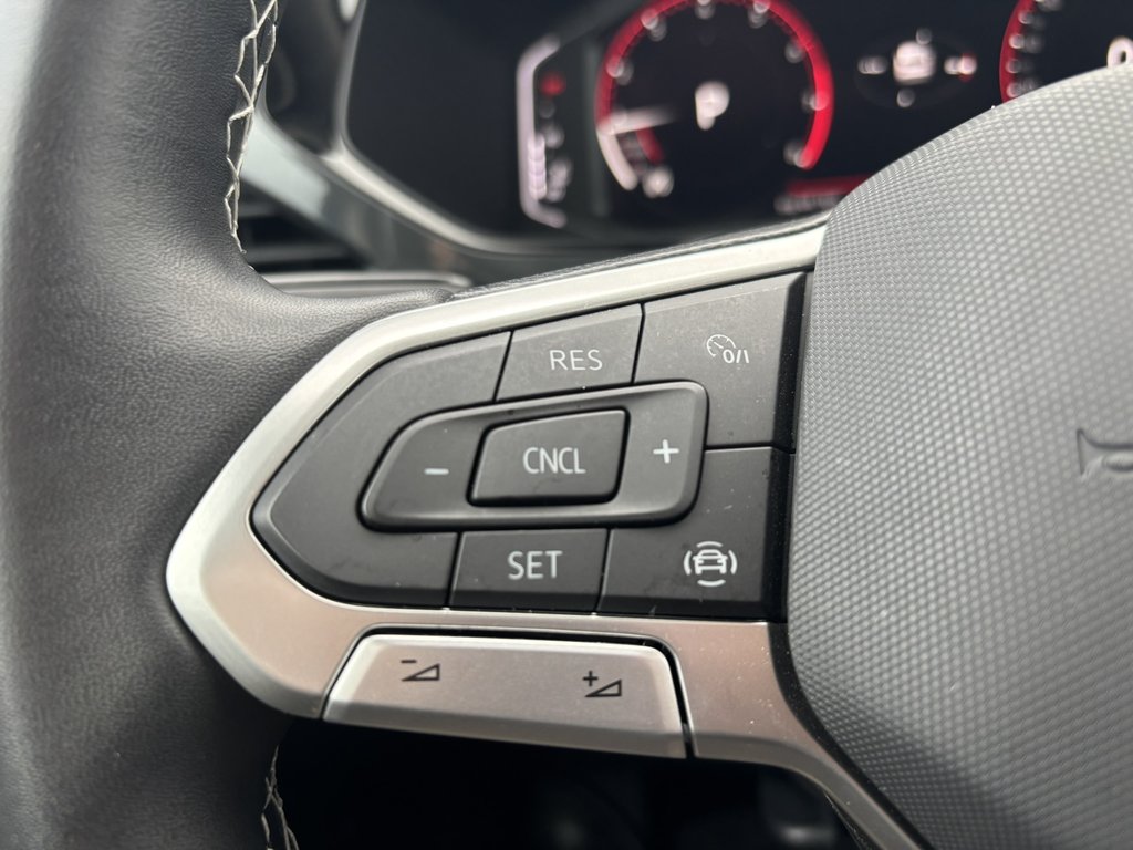 2022 Volkswagen Taos Highline 4MOTION in Saint-Georges, Quebec - 17 - w1024h768px