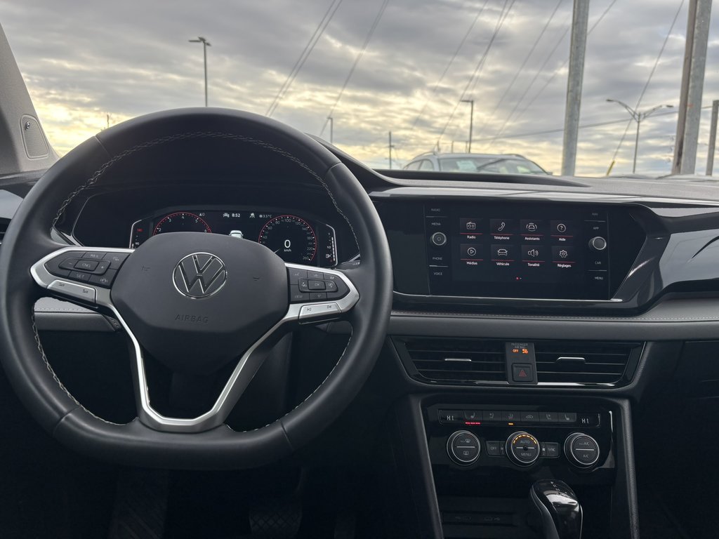 2022 Volkswagen Taos Highline 4MOTION in Saint-Georges, Quebec - 14 - w1024h768px