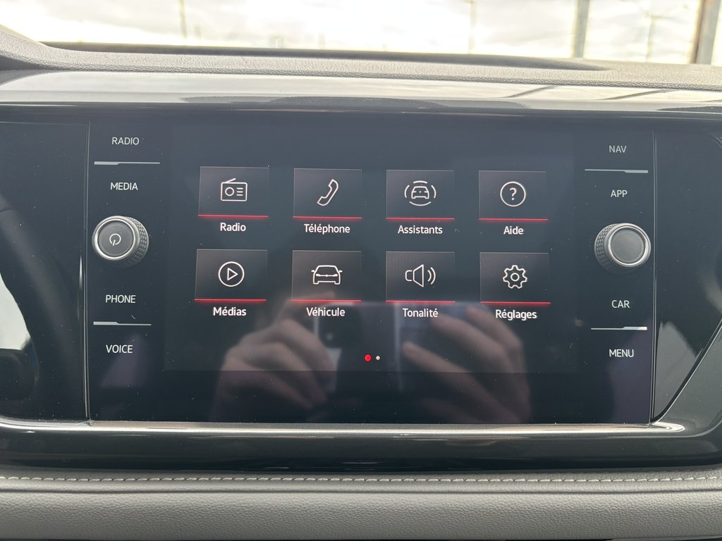 2022 Volkswagen Taos Highline 4MOTION in Saint-Georges, Quebec - 19 - w1024h768px