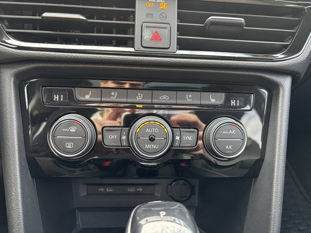 2022 Volkswagen Taos Highline 4MOTION in Saint-Georges, Quebec - 19 - w1024h768px
