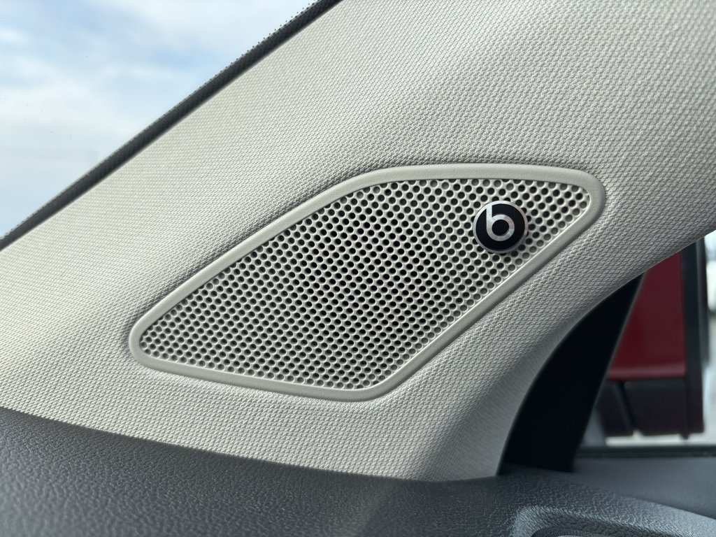 2022 Volkswagen Taos Highline 4MOTION in Saint-Georges, Quebec - 22 - w1024h768px