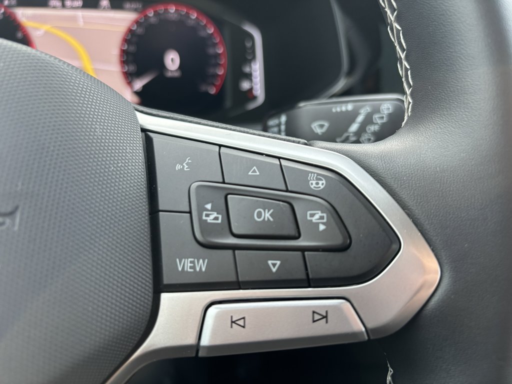 2022 Volkswagen Taos Highline 4MOTION in Saint-Georges, Quebec - 18 - w1024h768px