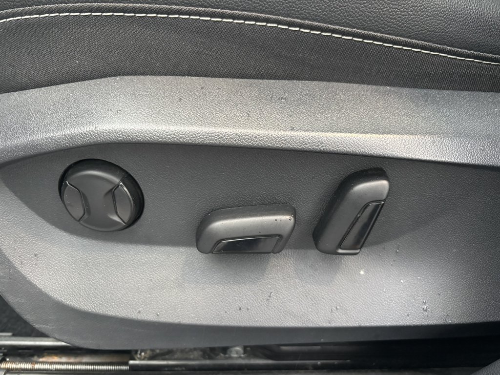 2022 Volkswagen Taos Highline 4MOTION in Saint-Georges, Quebec - 12 - w1024h768px