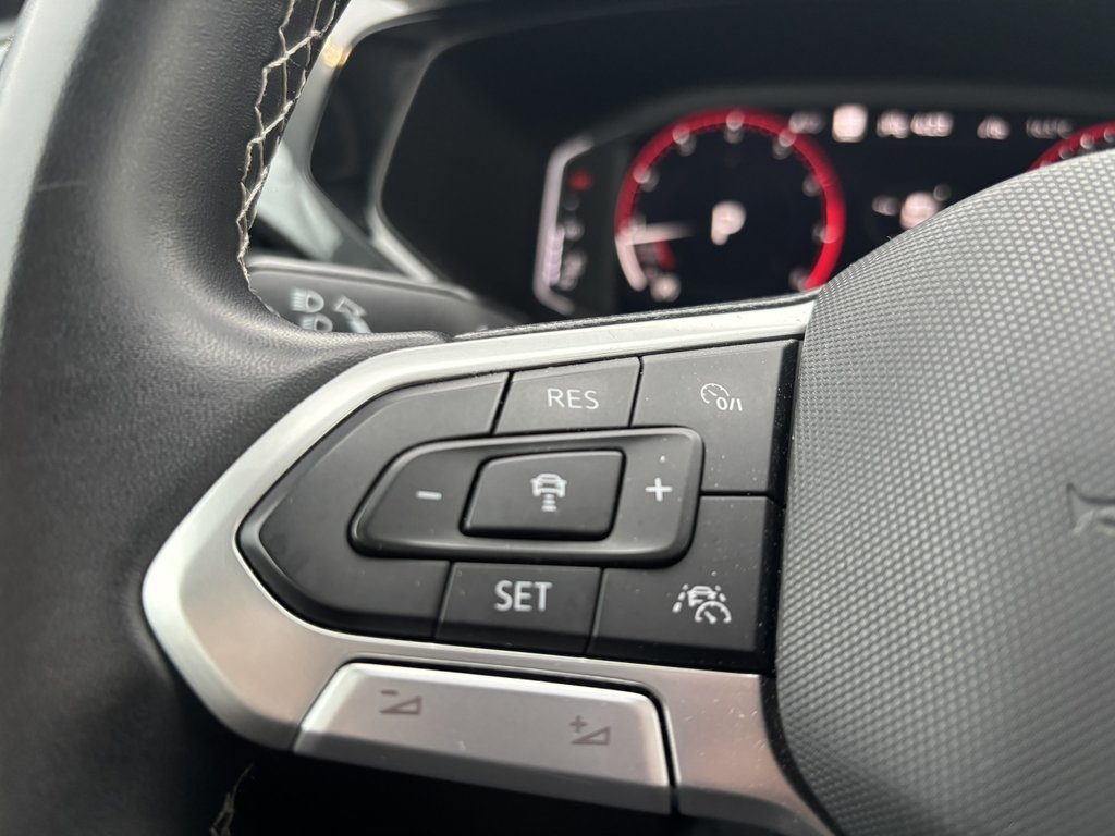 2022 Volkswagen Taos Highline 4MOTION in Saint-Georges, Quebec - 15 - w1024h768px