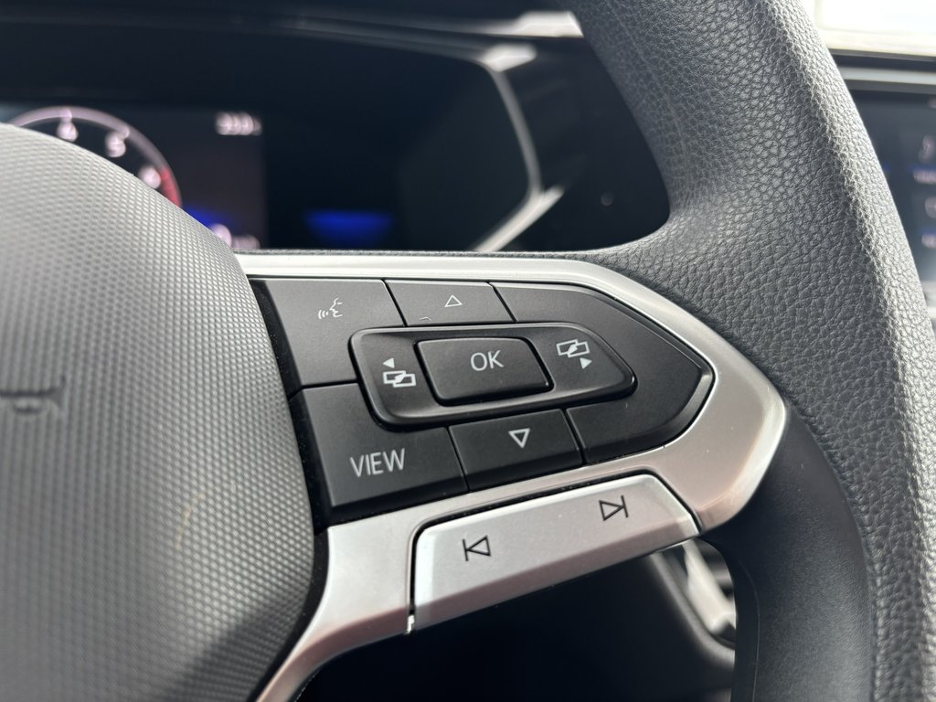 2022 Volkswagen Taos Trendline 4MOTION in Saint-Georges, Quebec - 12 - w1024h768px