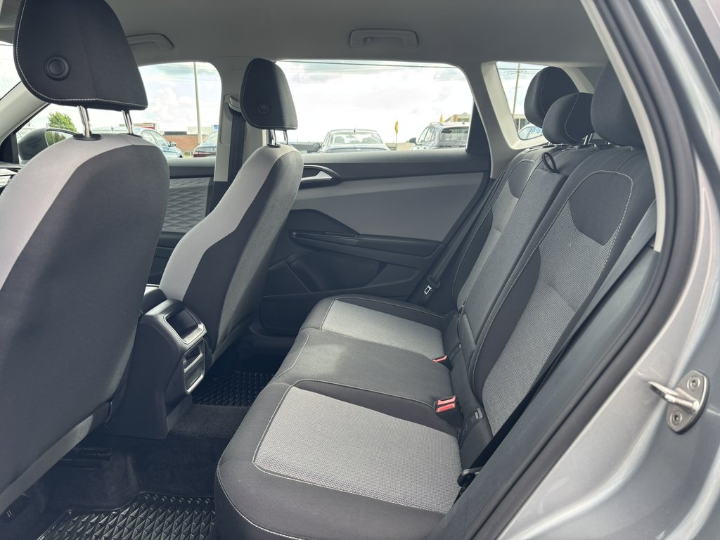 2022 Volkswagen Taos Trendline 4MOTION in Saint-Georges, Quebec - 8 - w1024h768px