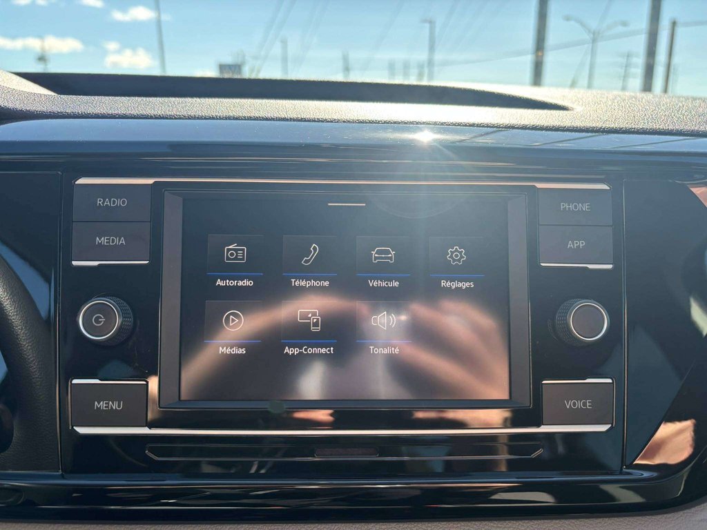 2022 Volkswagen Taos Trendline in Saint-Georges, Quebec - 14 - w1024h768px