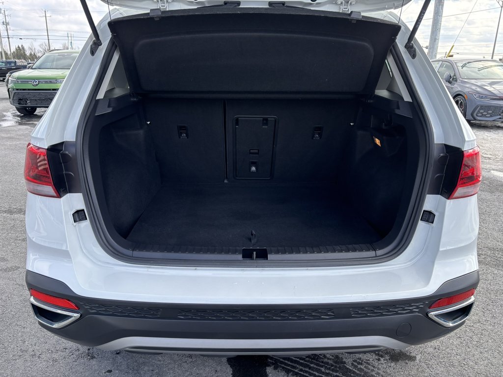 2023 Volkswagen Taos Comfortline 4MOTION -Ltd Avail- in Saint-Georges, Quebec - 7 - w1024h768px