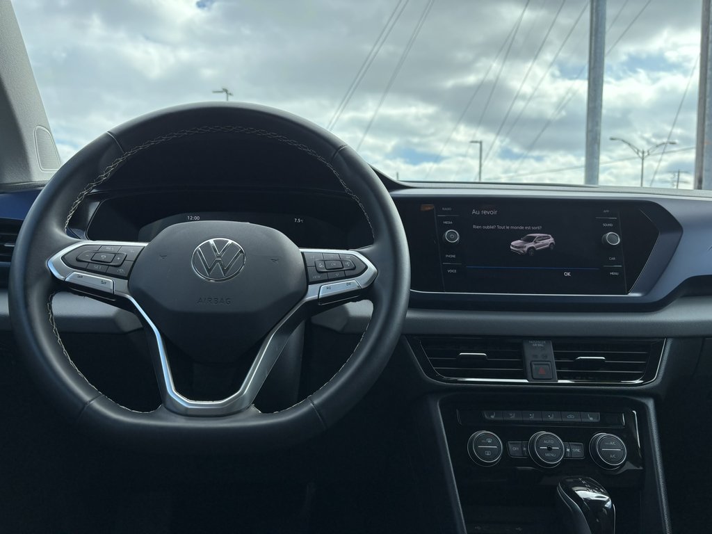 2023 Volkswagen Taos Comfortline 4MOTION -Ltd Avail- in Saint-Georges, Quebec - 13 - w1024h768px