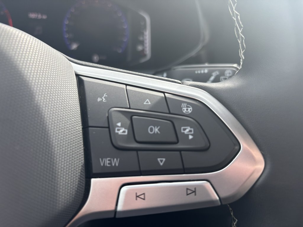 2023 Volkswagen Taos Highline 4MOTION in Saint-Georges, Quebec - 17 - w1024h768px