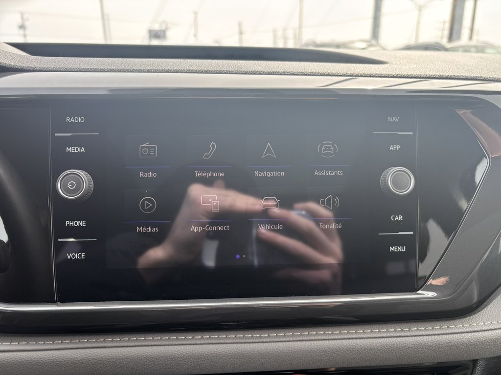 2023 Volkswagen Taos Highline 4MOTION in Saint-Georges, Quebec - 18 - w1024h768px