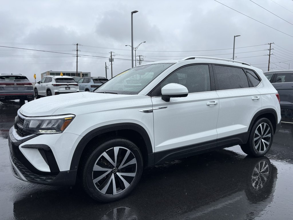 2023 Volkswagen Taos Comfortline 4MOTION -Ltd Avail- in Saint-Georges, Quebec - 4 - w1024h768px