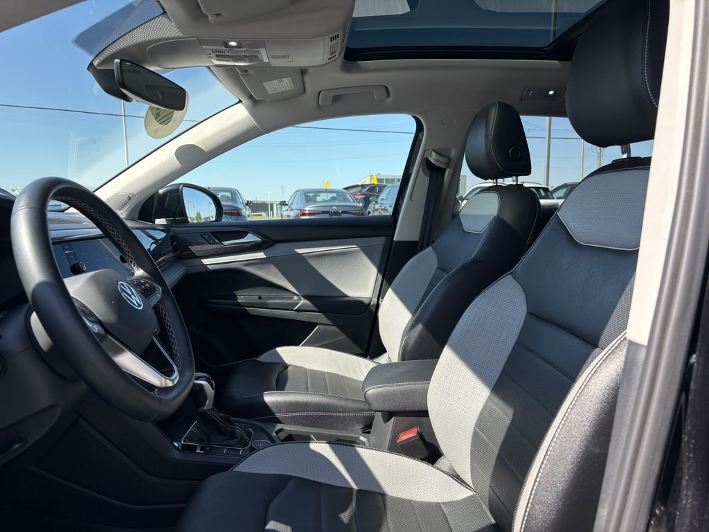 2023 Volkswagen Taos Highline 4MOTION in Saint-Georges, Quebec - 10 - w1024h768px