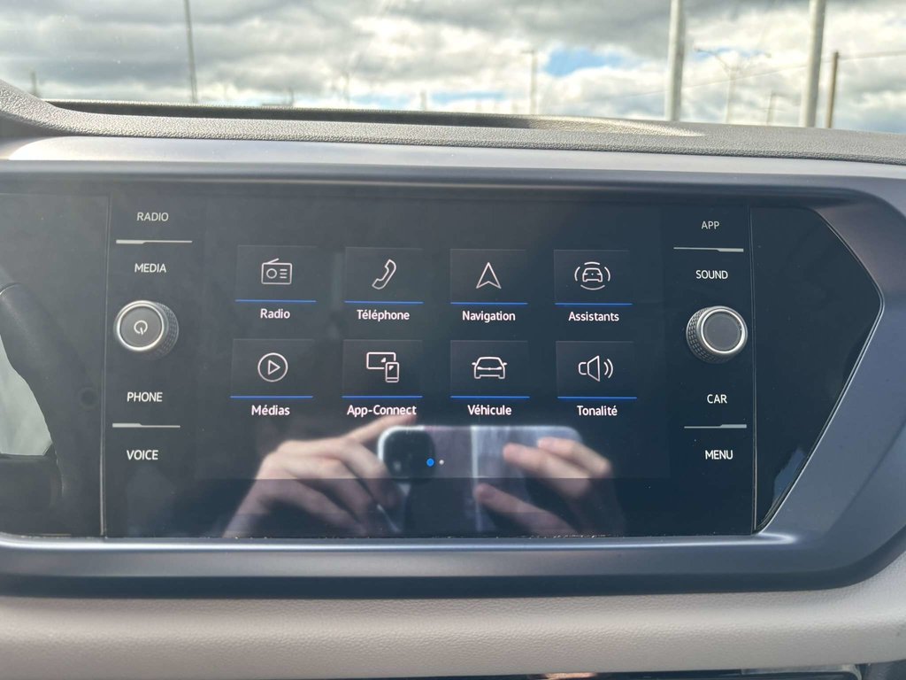 2023 Volkswagen Taos Comfortline 4MOTION -Ltd Avail- in Saint-Georges, Quebec - 17 - w1024h768px