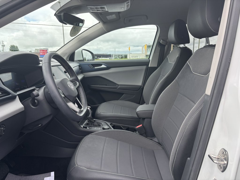 2023 Volkswagen Taos Comfortline 4MOTION -Ltd Avail- in Saint-Georges, Quebec - 10 - w1024h768px