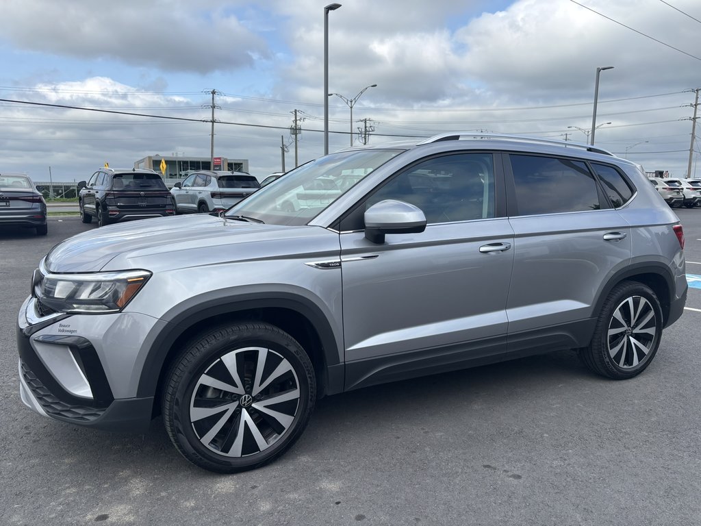 Volkswagen Taos Comfortline 4MOTION -Ltd Avail- 2023 à Saint-Georges, Québec - 4 - w1024h768px