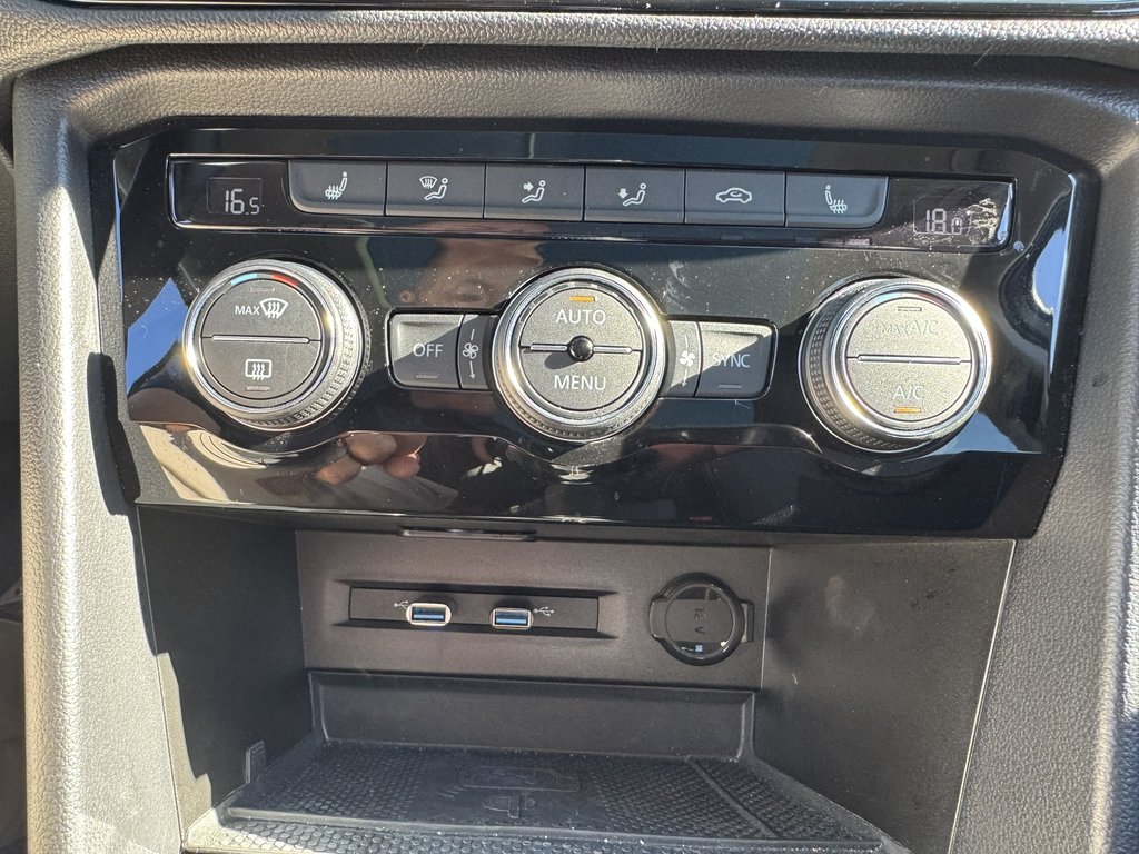 2024 Volkswagen Taos Comfortline 4MOTION in Saint-Georges, Quebec - 14 - w1024h768px