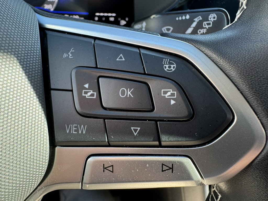2024 Volkswagen Taos Comfortline 4MOTION in Saint-Georges, Quebec - 17 - w1024h768px