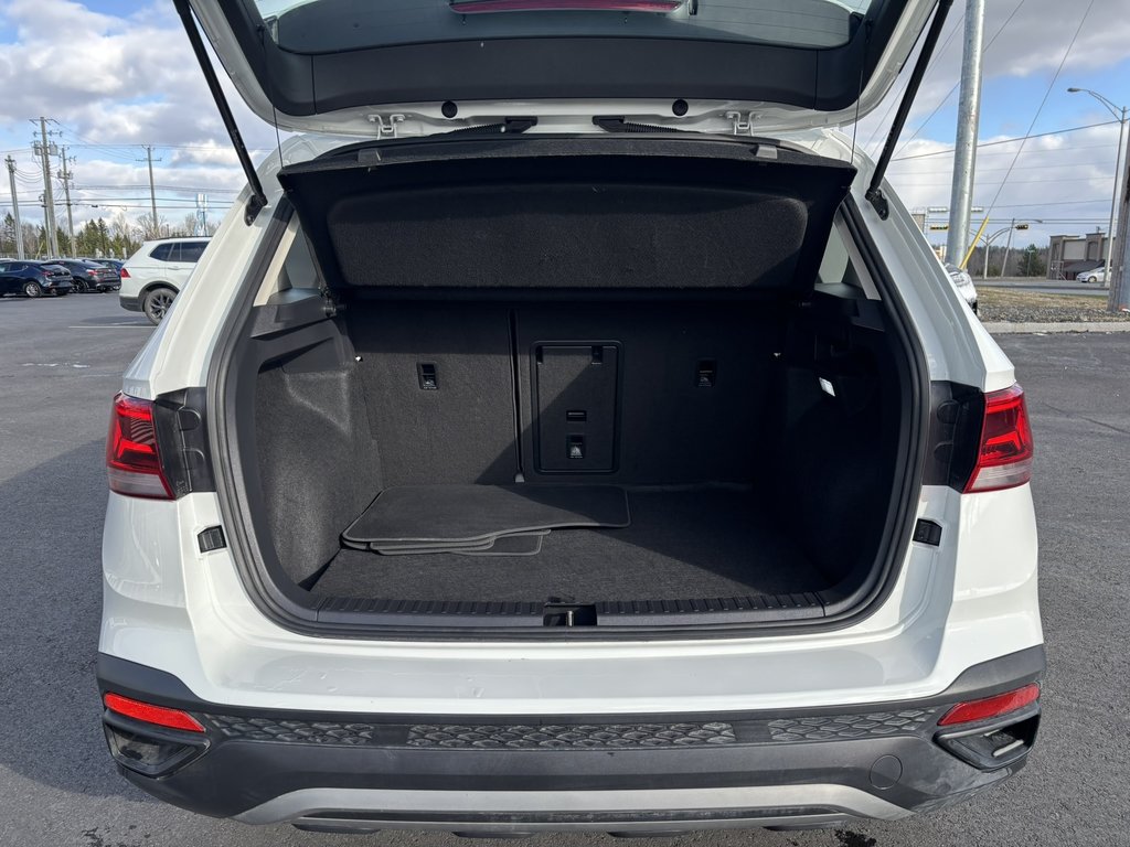 2024 Volkswagen Taos Trendline 4MOTION in Saint-Georges, Quebec - 7 - w1024h768px