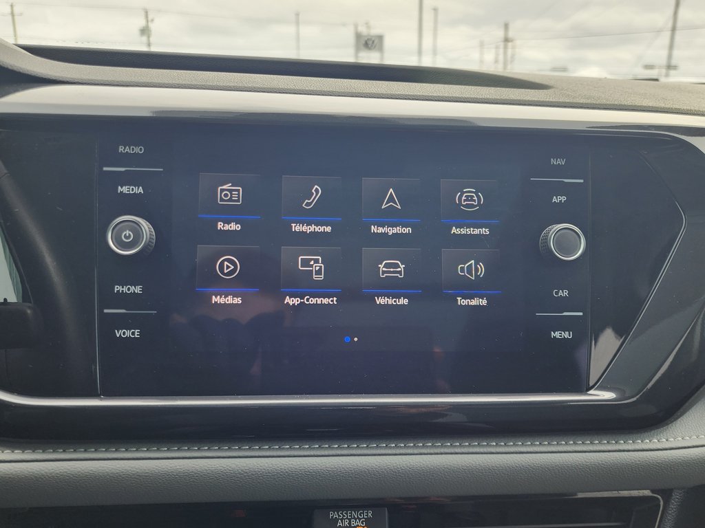 Volkswagen Taos Highline 4MOTION 2024 à Saint-Georges, Québec - 16 - w1024h768px