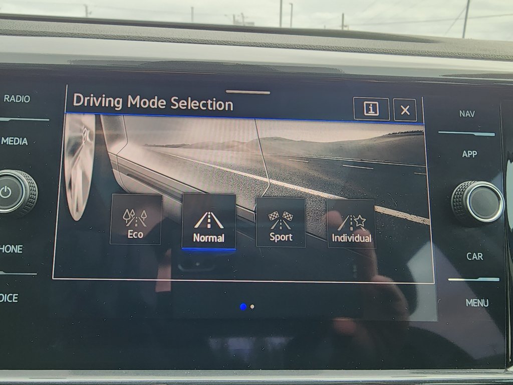 Volkswagen Taos Highline 4MOTION 2024 à Saint-Georges, Québec - 18 - w1024h768px