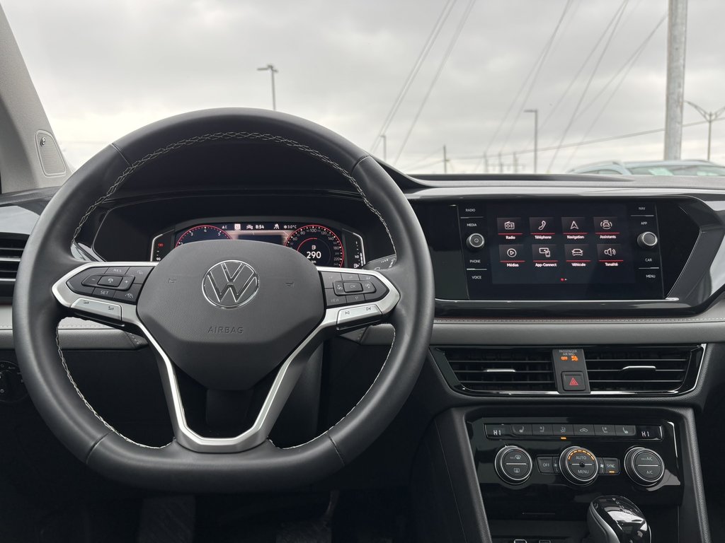 2024 Volkswagen Taos Highline 4MOTION in Saint-Georges, Quebec - 13 - w1024h768px