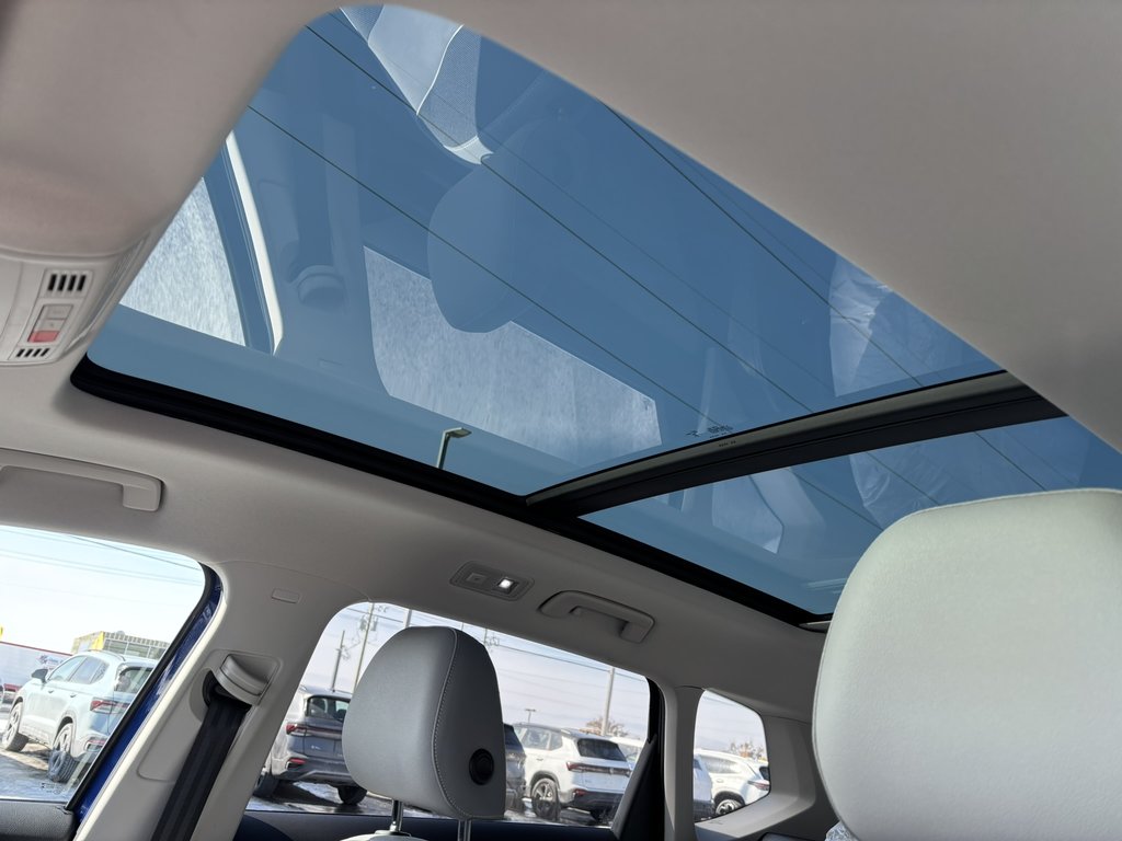 2024 Volkswagen Taos Comfortline 4MOTION in Saint-Georges, Quebec - 11 - w1024h768px