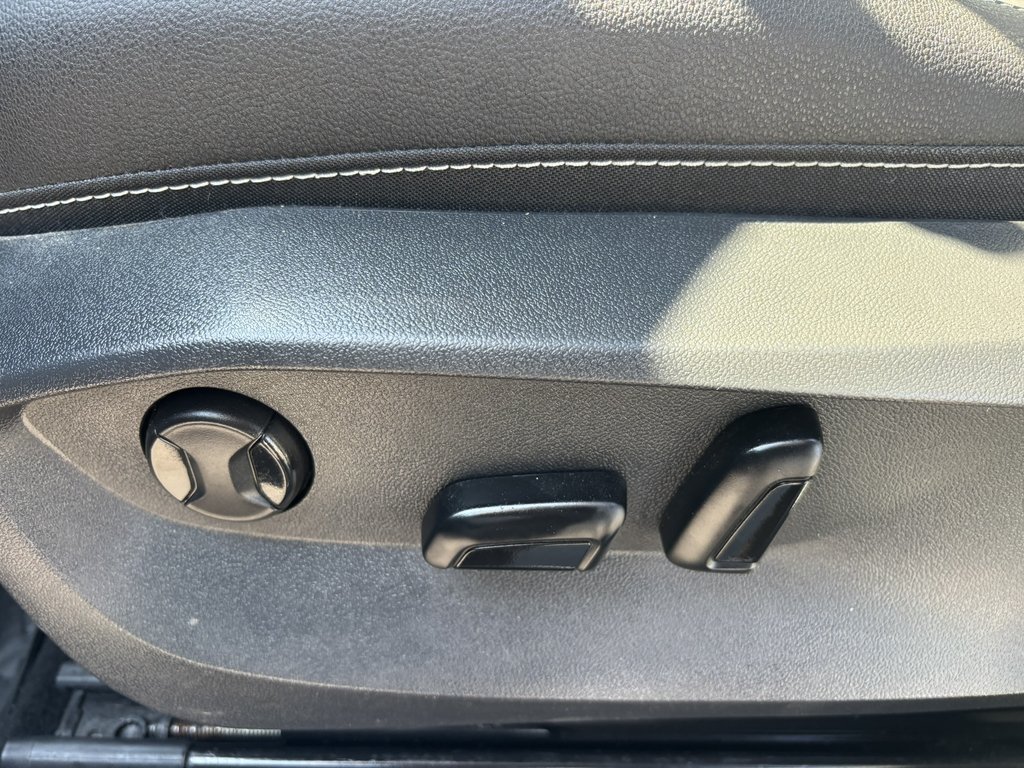 2024 Volkswagen Taos Highline 4MOTION in Saint-Georges, Quebec - 13 - w1024h768px