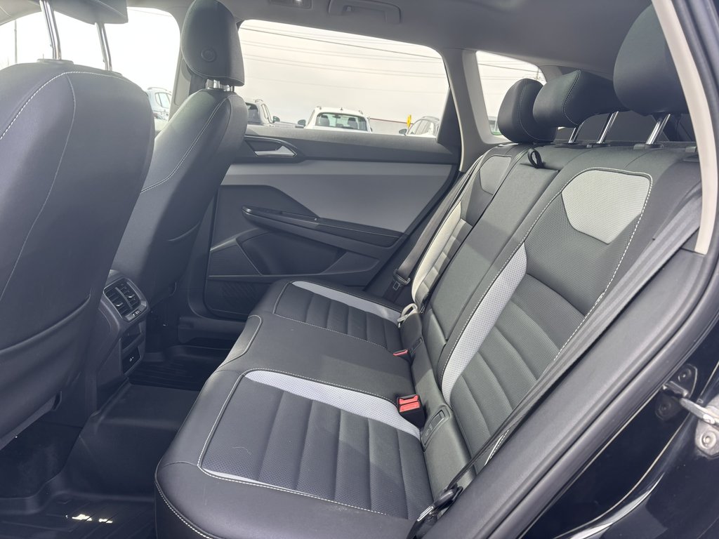 2024 Volkswagen Taos Highline 4MOTION in Saint-Georges, Quebec - 11 - w1024h768px