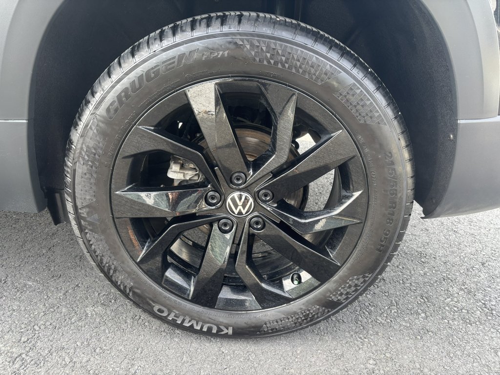 2024 Volkswagen Taos Highline 4MOTION in Saint-Georges, Quebec - 10 - w1024h768px