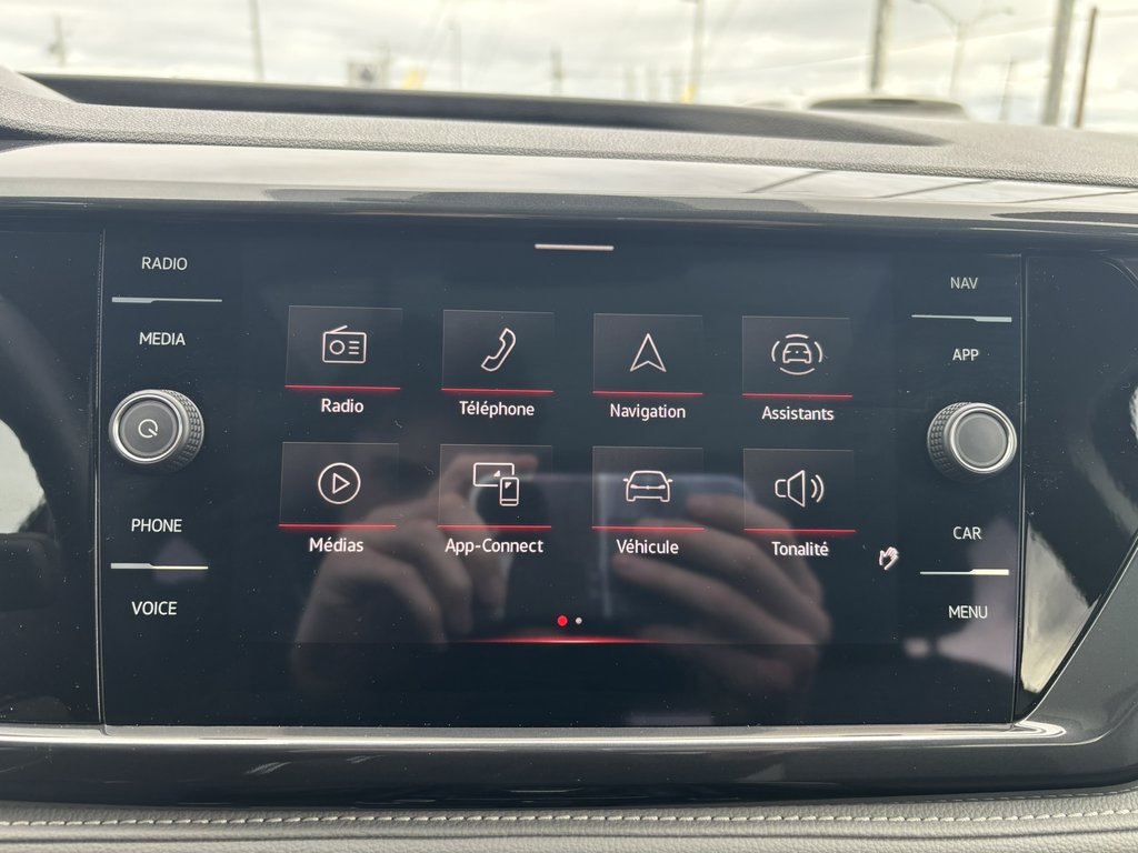 2024 Volkswagen Taos Highline 4MOTION in Saint-Georges, Quebec - 17 - w1024h768px