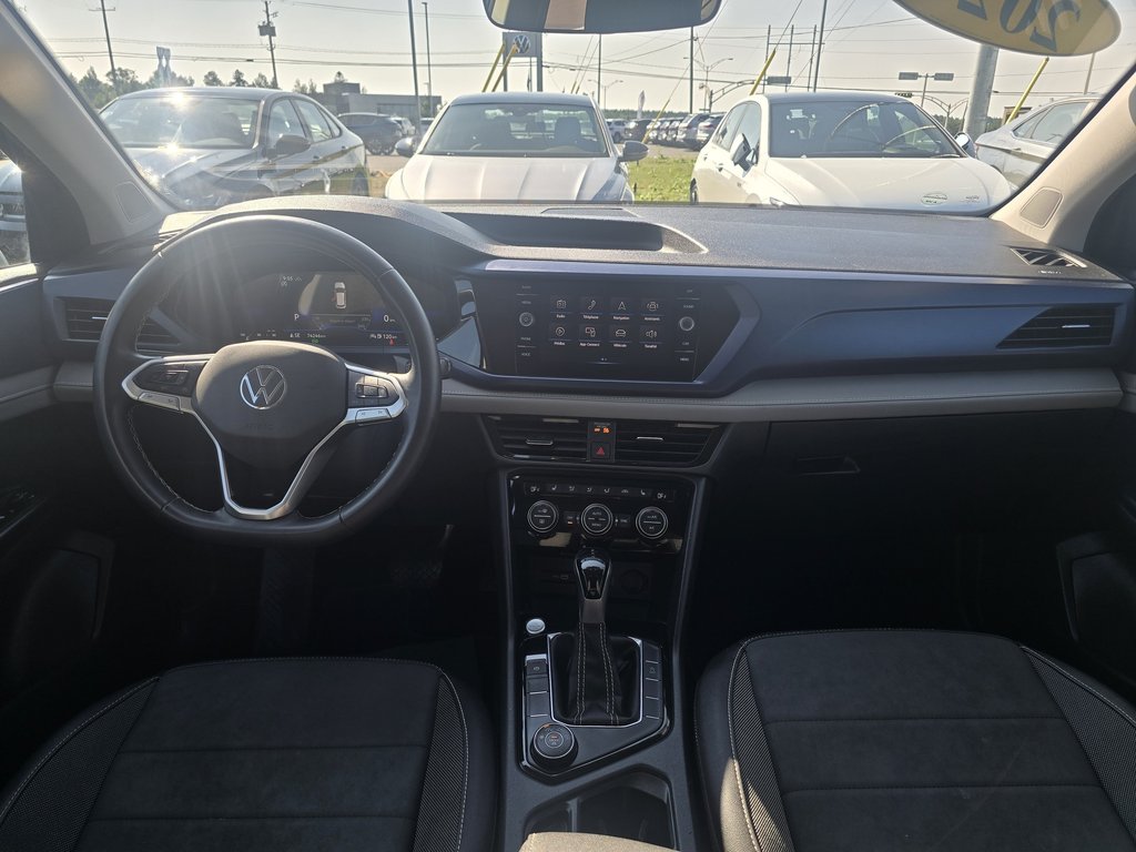 2024 Volkswagen Taos Comfortline 4MOTION in Saint-Georges, Quebec - 10 - w1024h768px