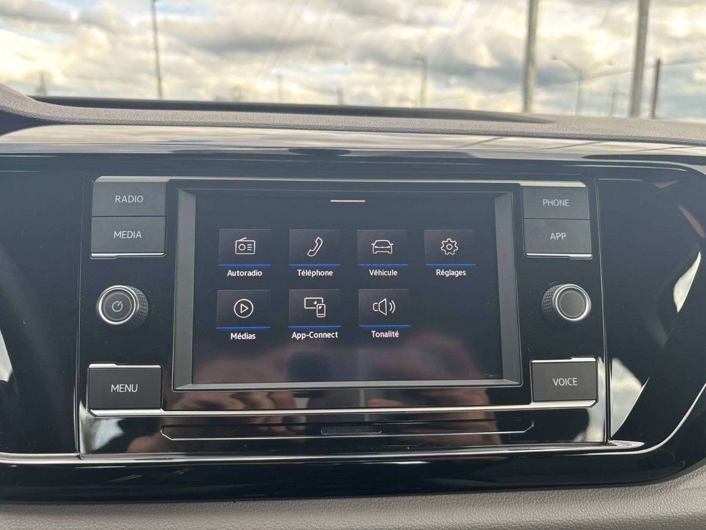2024 Volkswagen Taos Trendline in Saint-Georges, Quebec - 15 - w1024h768px