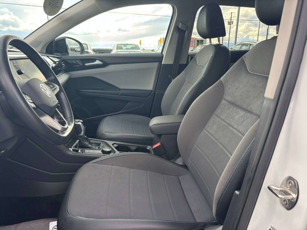 Volkswagen Taos Comfortline Black Edition 2024 à Saint-Georges, Québec - 9 - w1024h768px