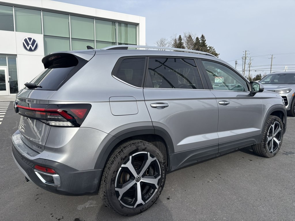 Volkswagen Taos Highline 4MOTION 2025 à Saint-Georges, Québec - 7 - w1024h768px