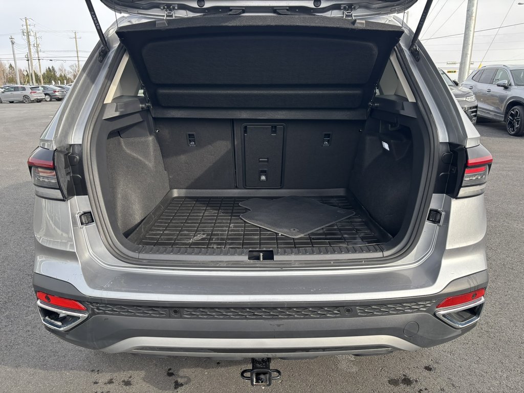 Volkswagen Taos Highline 4MOTION 2025 à Saint-Georges, Québec - 8 - w1024h768px