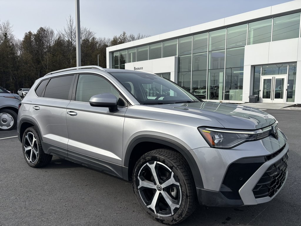 Volkswagen Taos Highline 4MOTION 2025 à Saint-Georges, Québec - 1 - w1024h768px