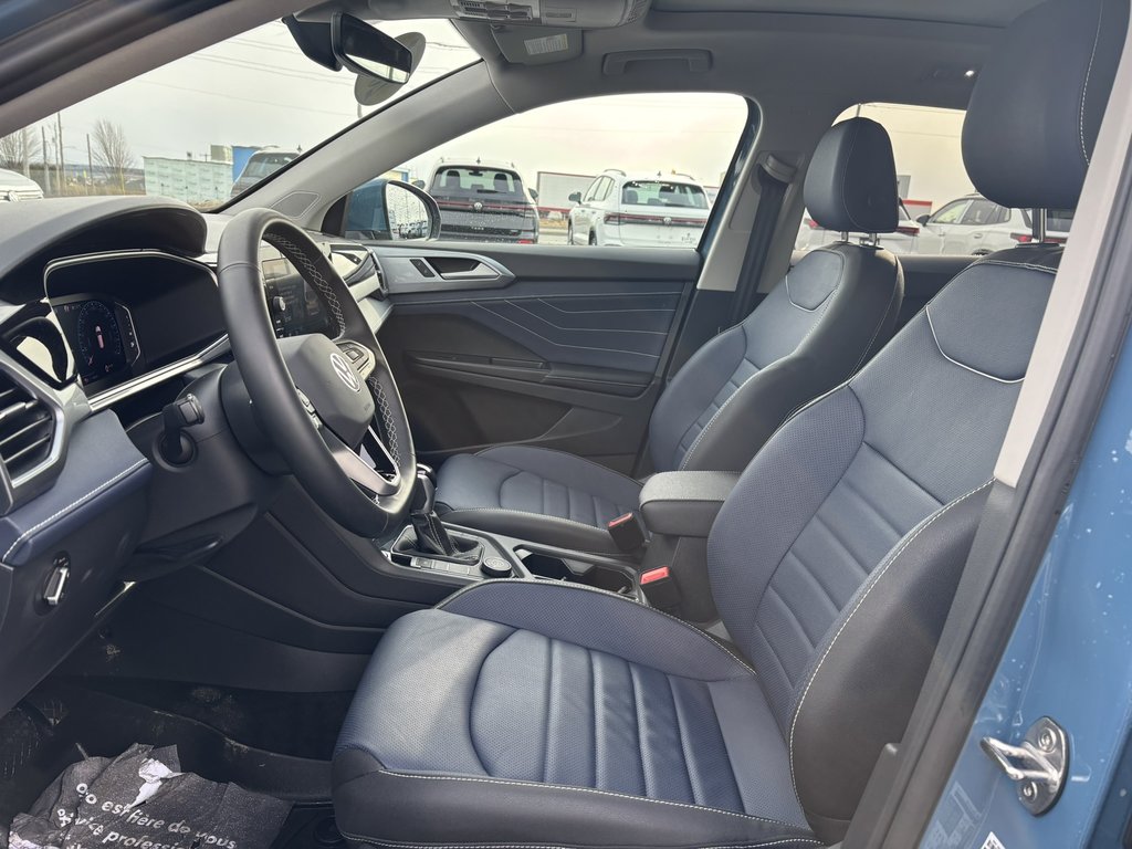 2025 Volkswagen Taos Highline 4MOTION in Saint-Georges, Quebec - 11 - w1024h768px