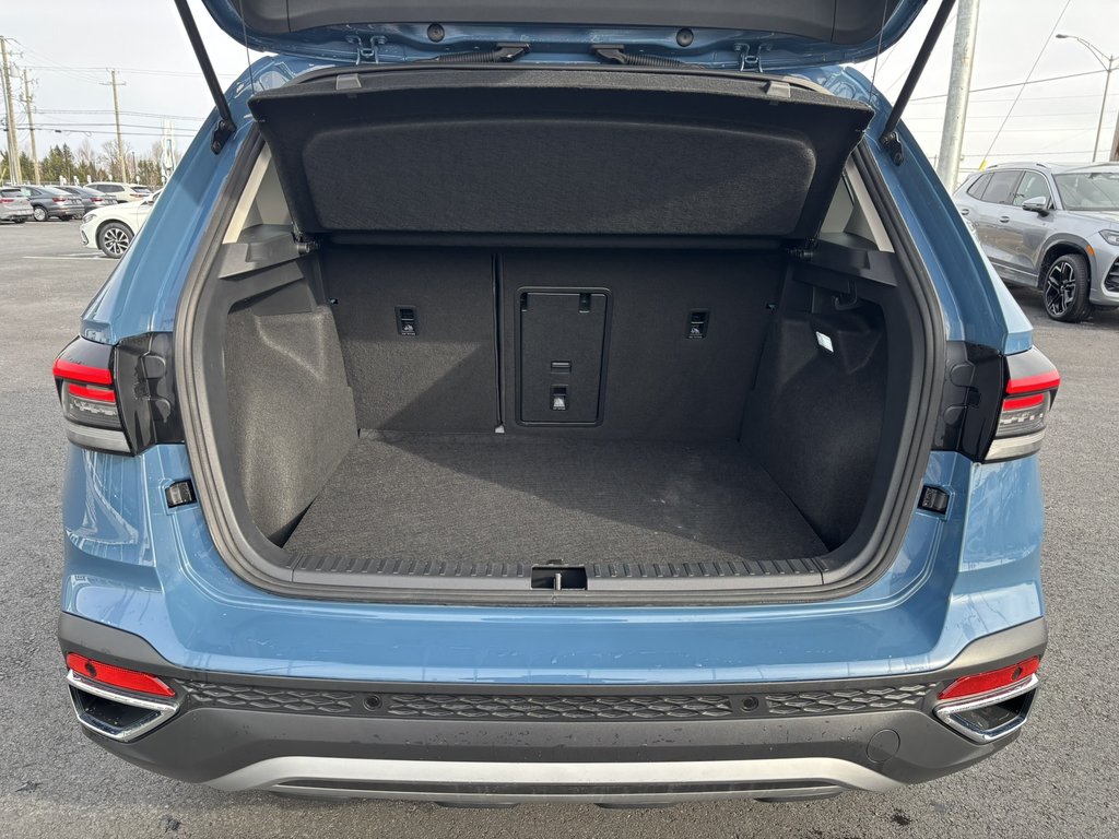 2025 Volkswagen Taos Highline 4MOTION in Saint-Georges, Quebec - 7 - w1024h768px