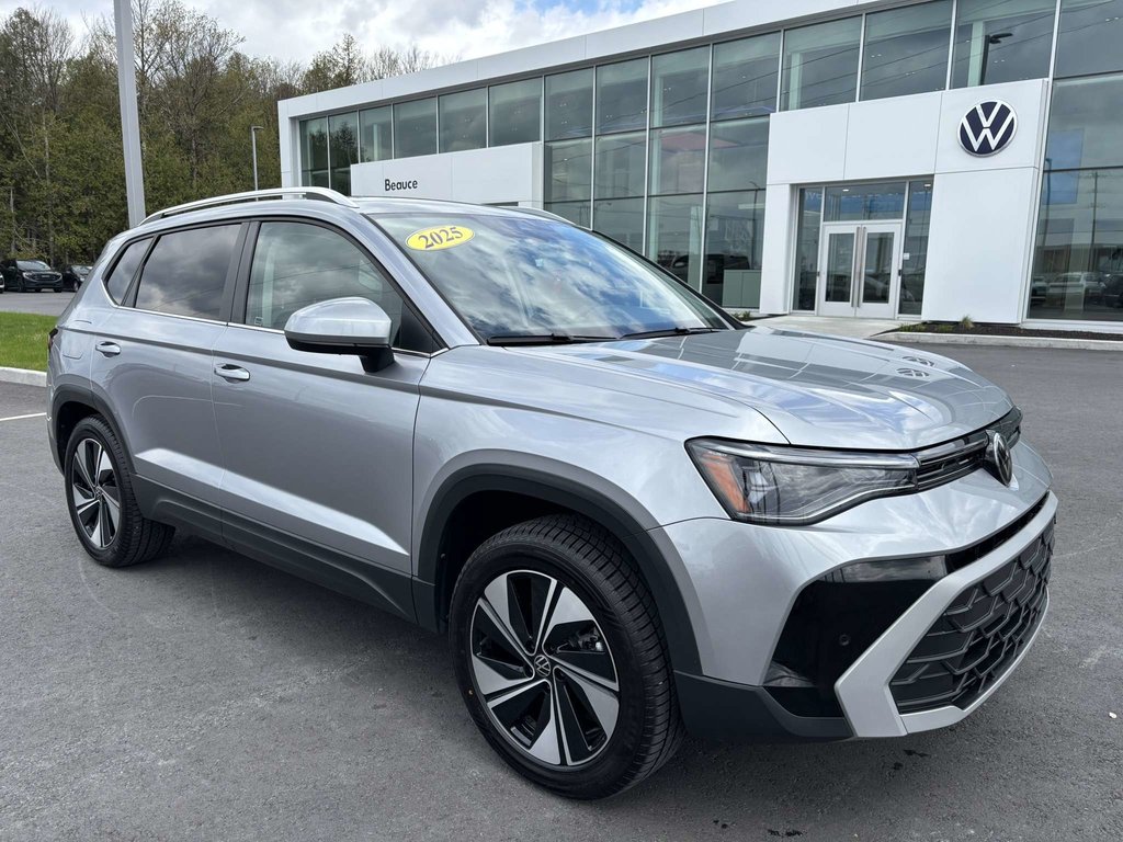 2025 Volkswagen Taos Comfortline 4MOTION in Saint-Georges, Quebec - 1 - w1024h768px
