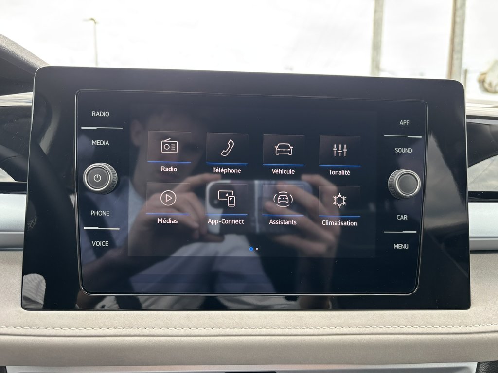 2025 Volkswagen Taos Comfortline 4MOTION in Saint-Georges, Quebec - 16 - w1024h768px