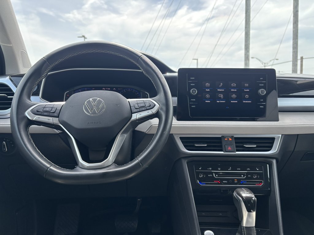 Volkswagen Taos Comfortline 4MOTION 2025 à Saint-Georges, Québec - 11 - w1024h768px