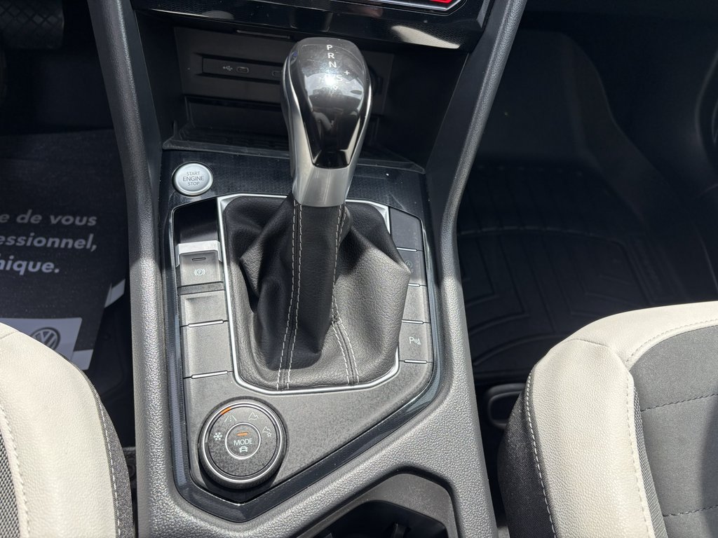 Volkswagen Taos Comfortline 4MOTION 2025 à Saint-Georges, Québec - 17 - w1024h768px