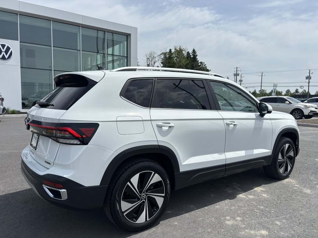 Volkswagen Taos Comfortline 4MOTION 2025 à Saint-Georges, Québec - 7 - w1024h768px